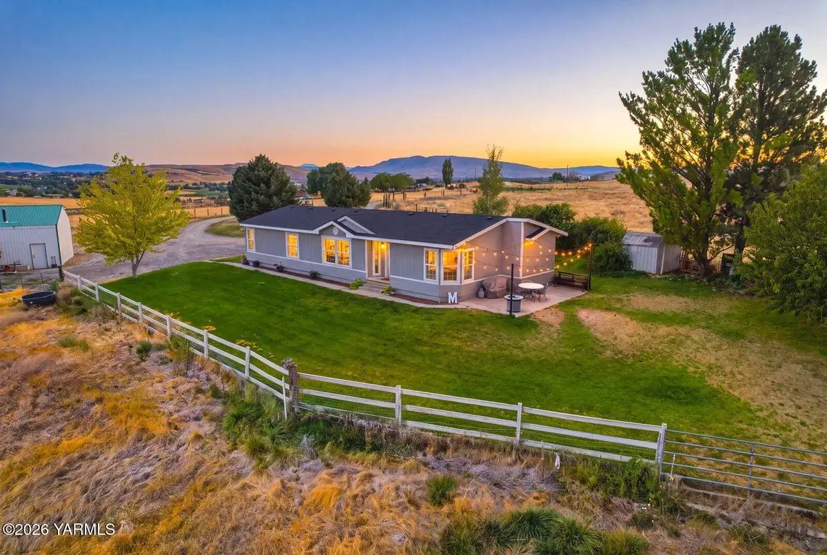 1850 Buffalo Rd, Selah, WA 98942 - #1