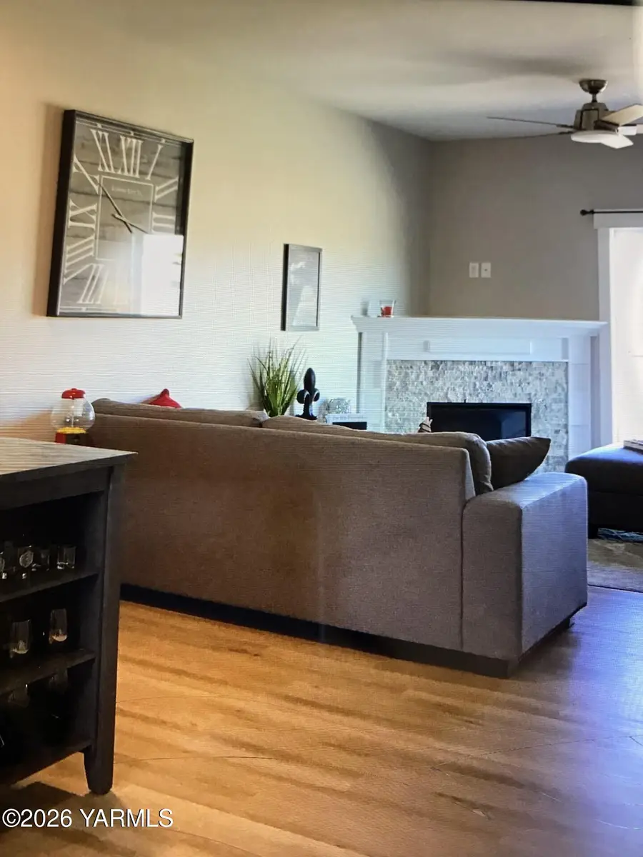 2600 Racquet Ln #36, Yakima, WA 98902 - #3
