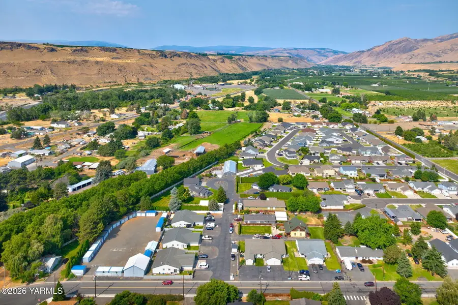 10216 Old Naches Hwy #10216-10236, Naches, WA 98937 - #3