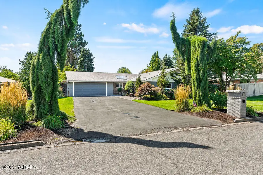 5106 Douglas Dr, Yakima, WA 98908 - #3