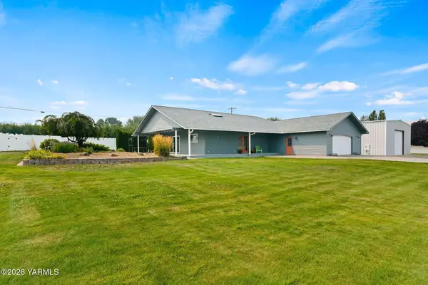 575 Parish Rd, Selah, WA 98942