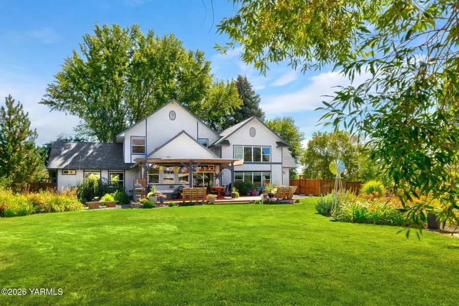 1790 Longmire Ln, Selah, WA 98942 - #3