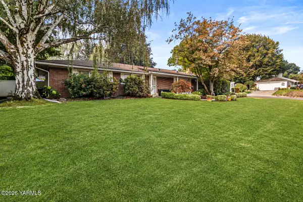 119 Gilbert Dr, Yakima, WA 98902