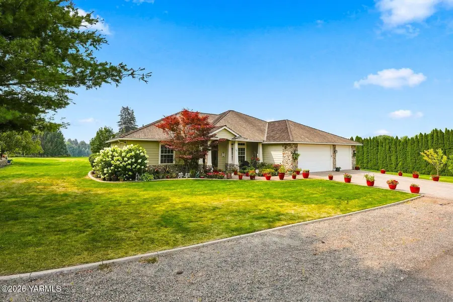 70 Canyon Gate Ln, Selah, WA 98942 - #3
