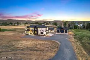 160 Serenity Ln, Yakima, WA 98901 - Image #1