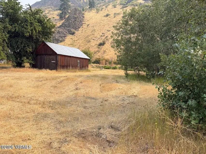 10451 Wa-410, Naches, WA 98937 - #2