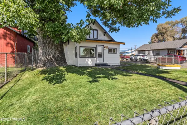 732 S Fair Ave, Yakima, WA 98901