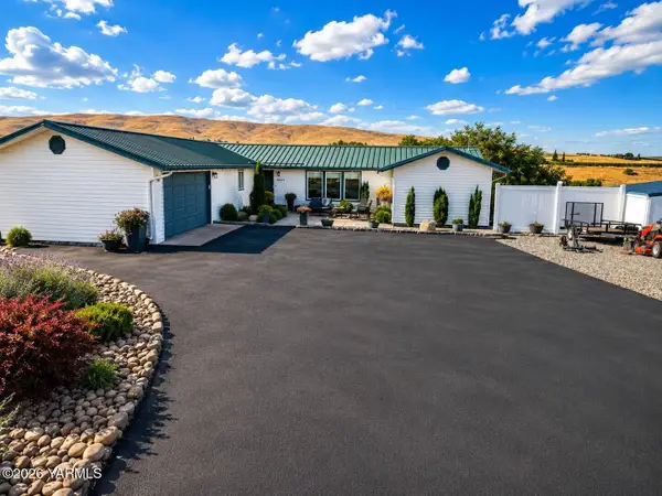 14511 Mcauley Rd, Yakima, WA 98908