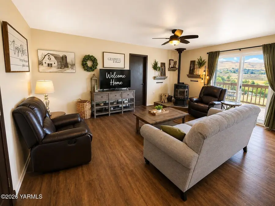 14511 Mcauley, Yakima, WA 98908 - #3