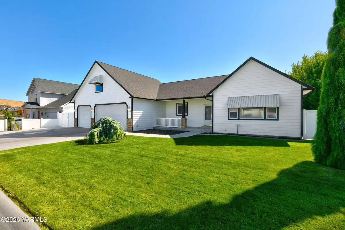 403 S 93rd Ave, Yakima, WA 98908 - #1