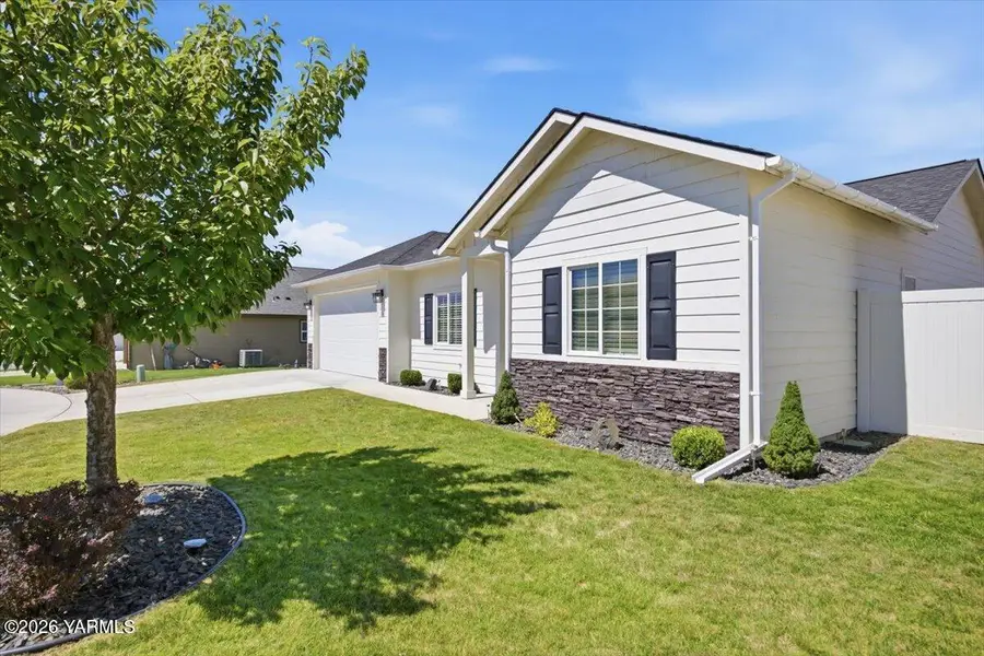 86 Ellie Ann Ct, Prosser, WA 99350 - #2