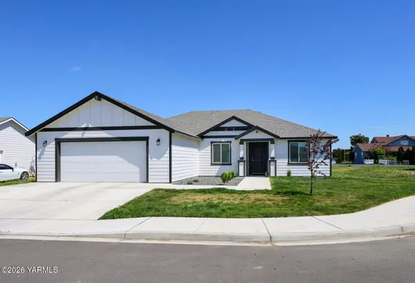 1609 Diamond Ave, Grandview, WA 98930