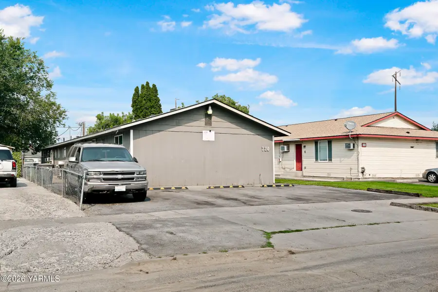 720 N 3rd Ave #A, B, C, D, Yakima, WA 98902 - #2