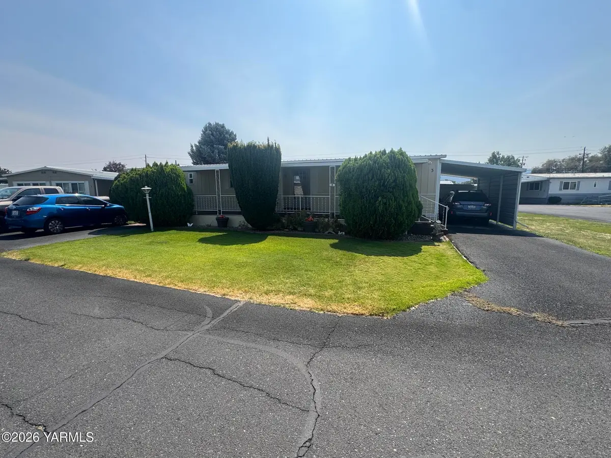 55 W Washington Ave #3, Yakima, WA 98903 - #1
