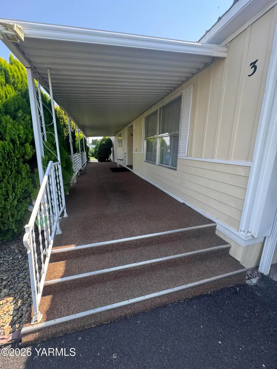 55 W Washington Ave #3, Yakima, WA 98903 - #3