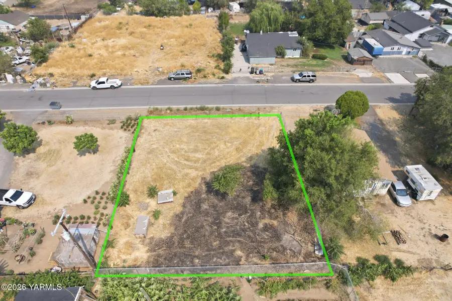 NKA N North St, Wapato, WA 98951 - #3