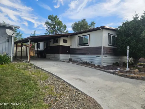 1130 N Wenas Rd #6, Selah, WA 98942