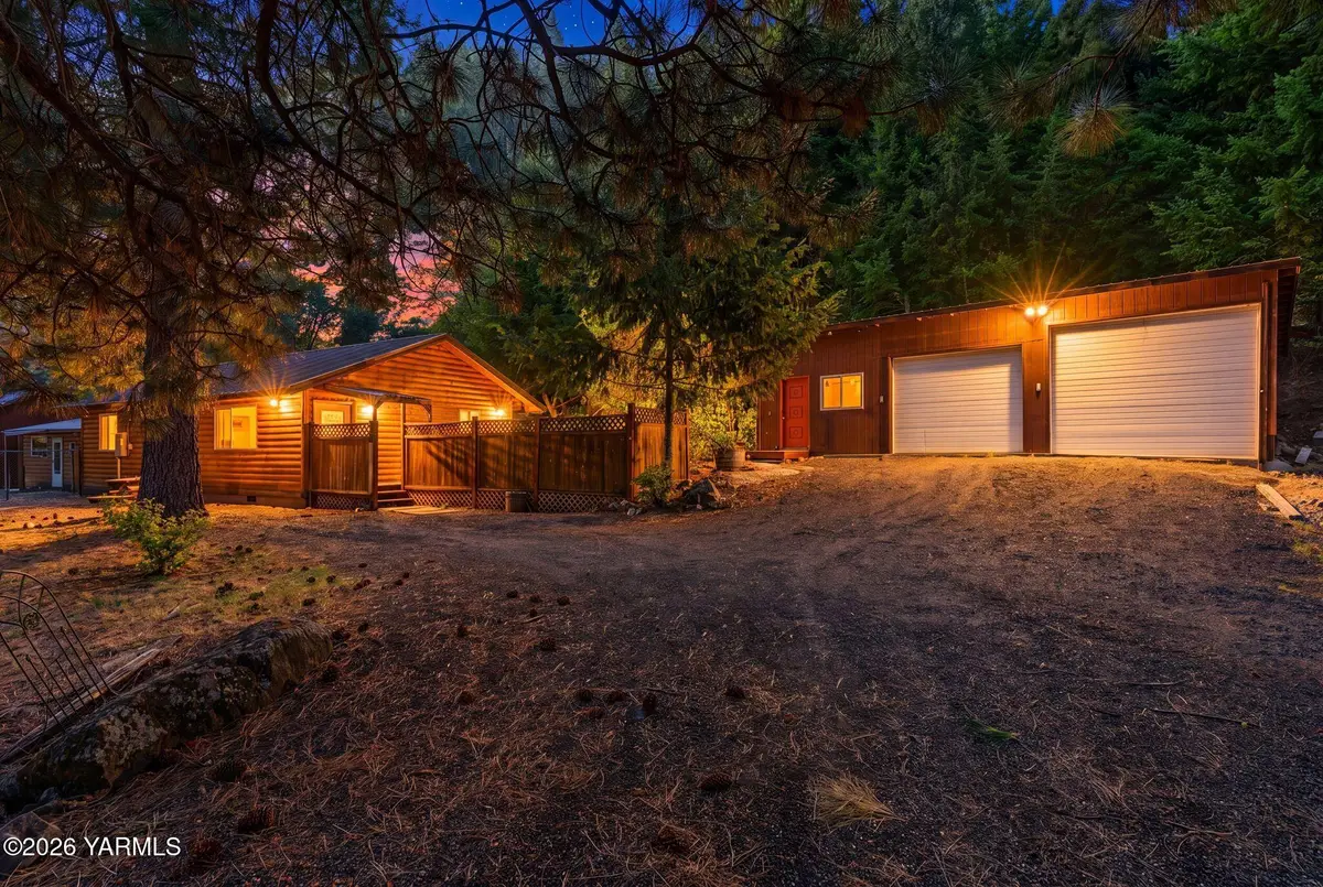 150 Pine Cliff Dr, Naches, WA 98937 - #1
