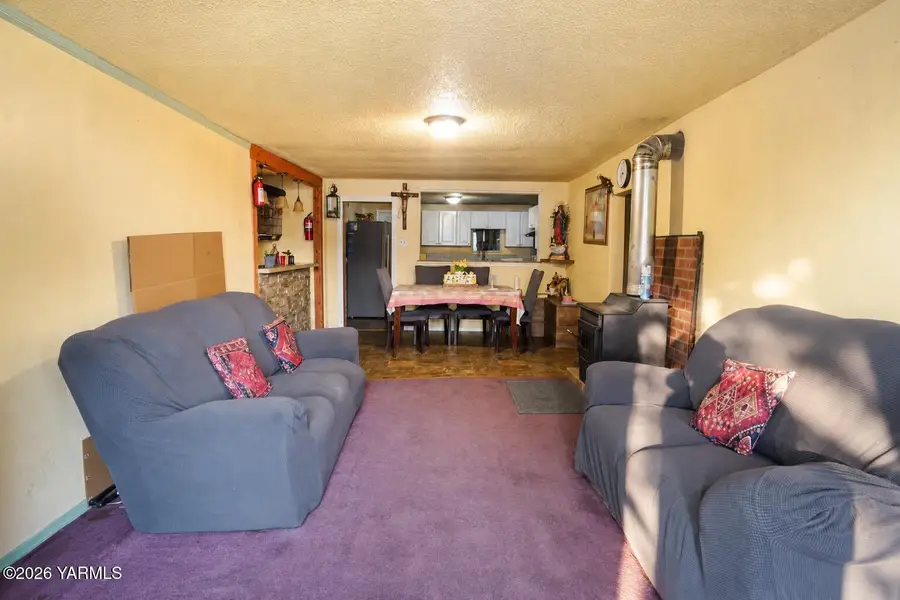 707 N 3rd St, Yakima, WA 98901 - #2