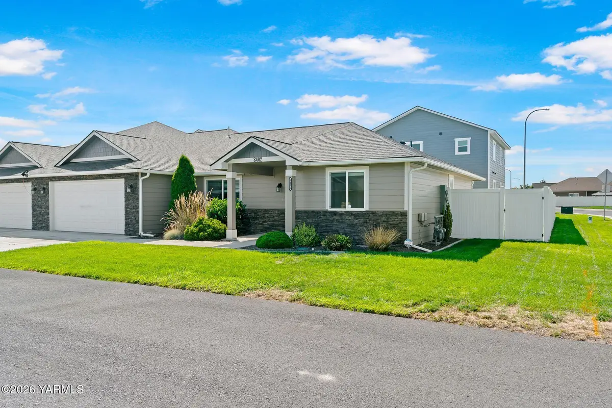 8402 Westbrook Ave, Yakima, WA 98908 - #1