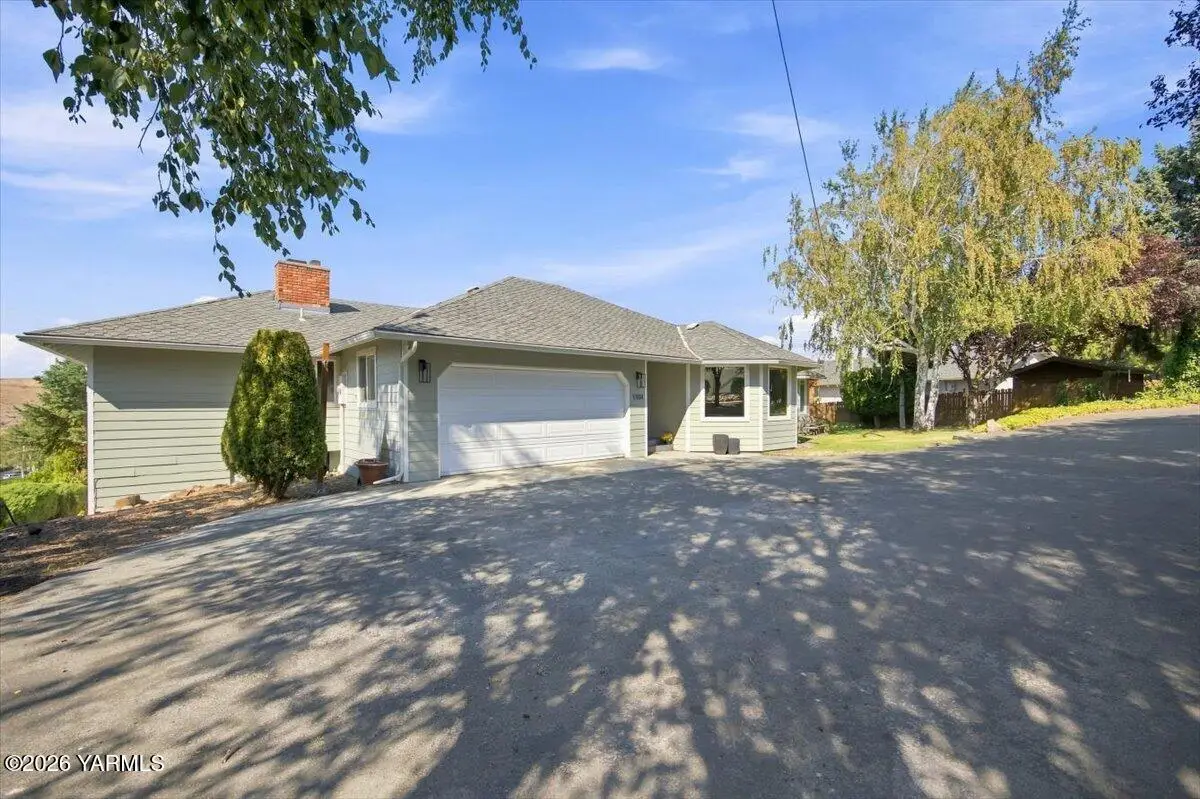 1104 N Fellows, Yakima, WA 98908 - #1