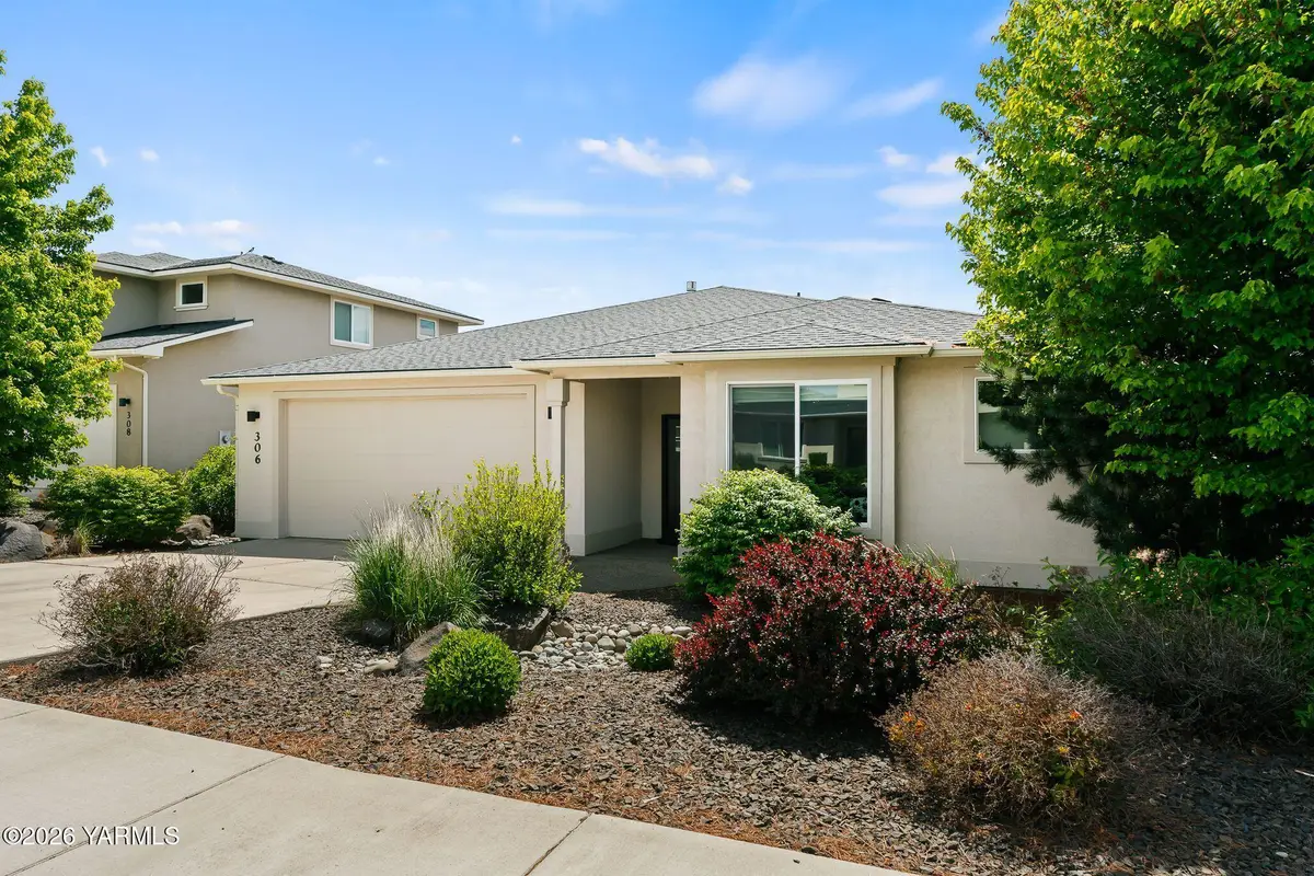 306 E Chason, Ellensburg, WA 98926 - #1