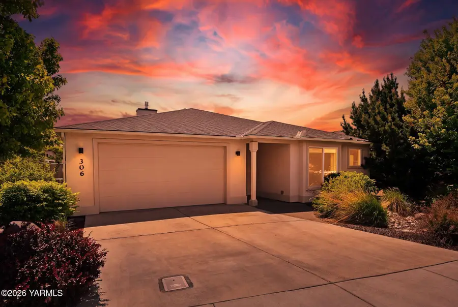 306 E Chason, Ellensburg, WA 98926 - #3