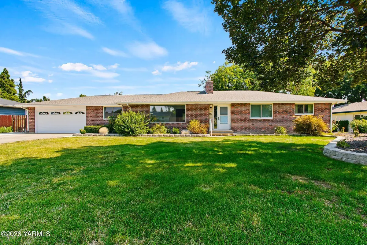801 S 59th, Yakima, WA 98908 - #1