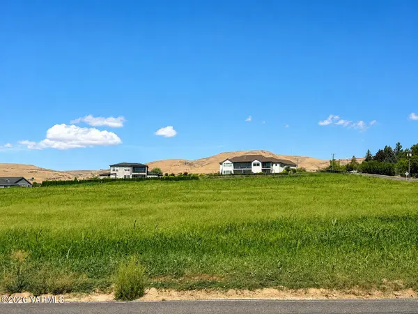 NKA Norman, Yakima, WA 98901