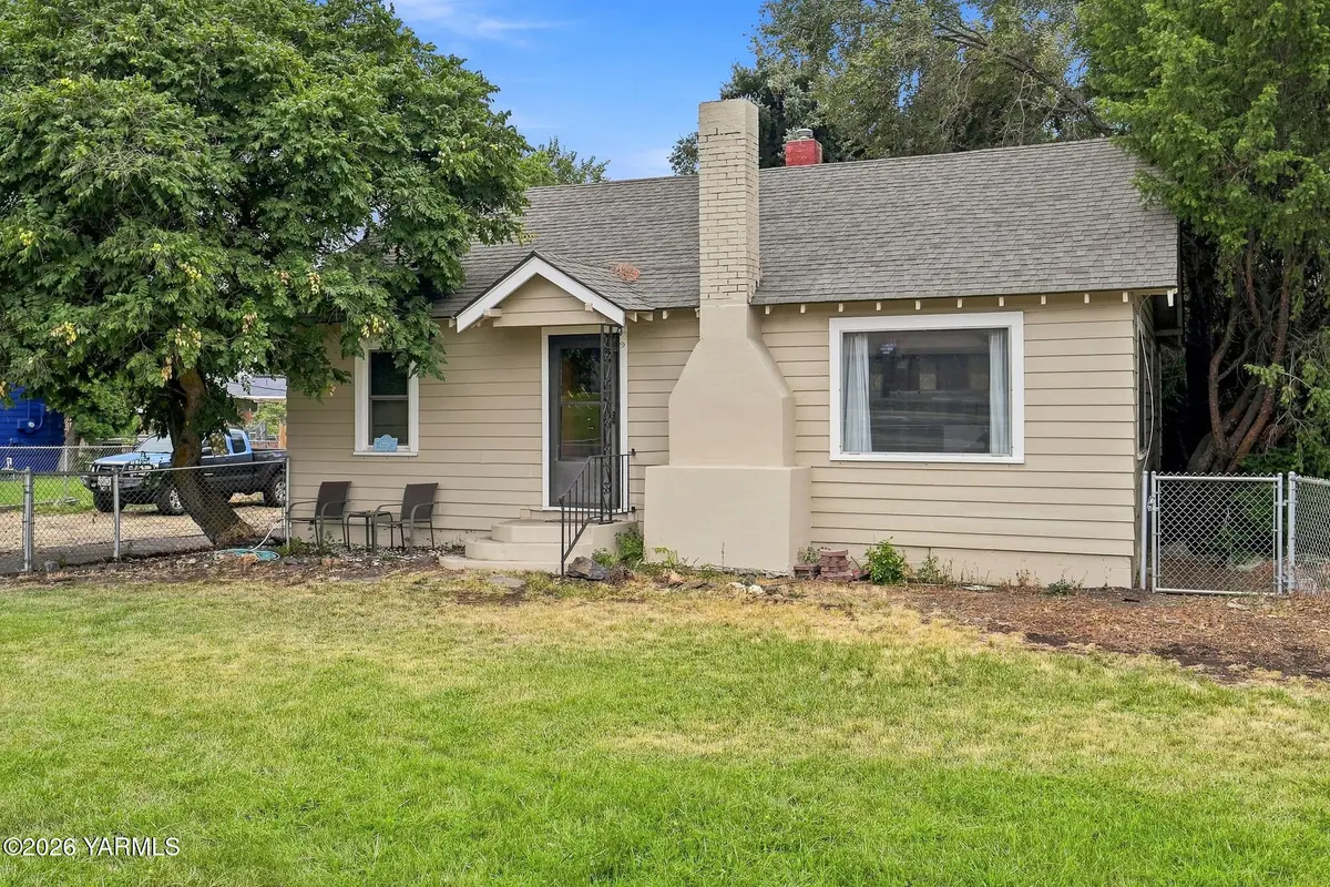 4210 Terrace Heights, Yakima, WA 98901 - #1