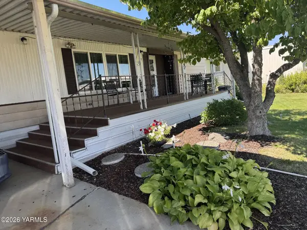 55 W Washington, Yakima, WA 98903