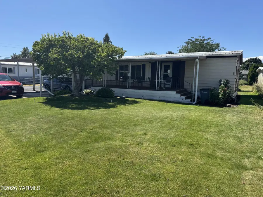 55 W Washington, Yakima, WA 98903 - #2