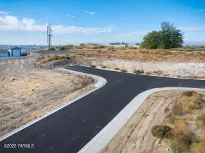 800 Vista Del Sol, Selah, WA 98942 - Image #2