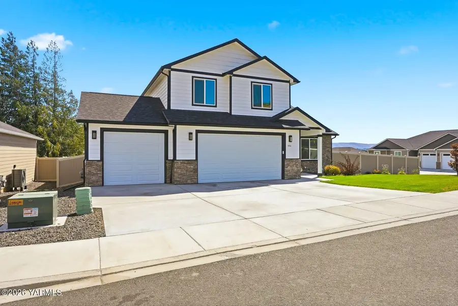 9106 Hawthorne, Yakima, WA 98908 - #2