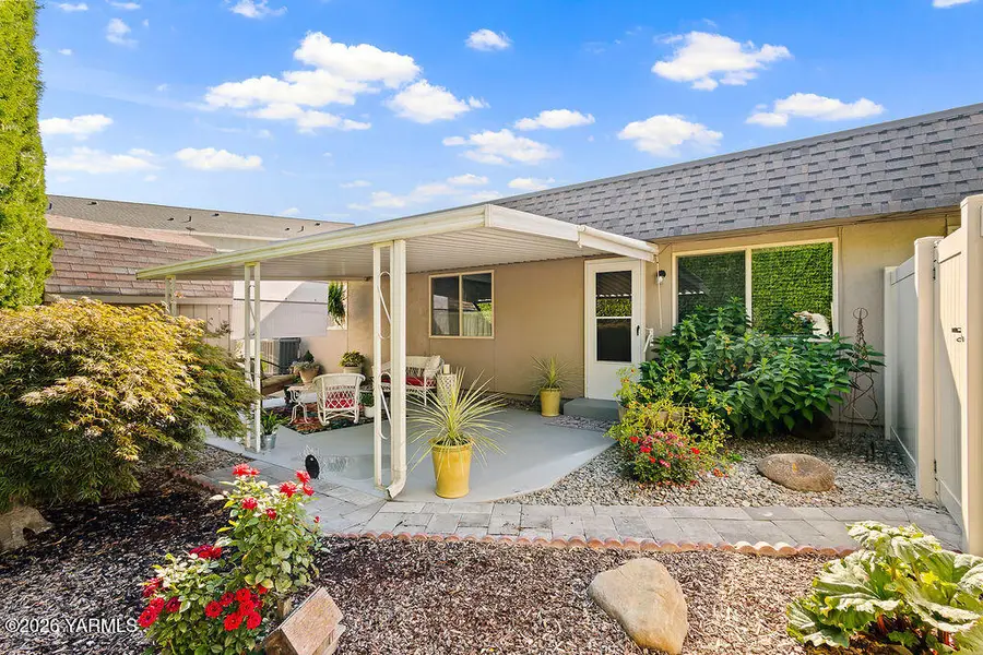 100 N 60th Ave #5, Yakima, WA 98908 - #2