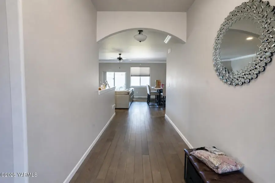 420 N 75th, Yakima, WA 98908 - #2