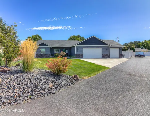 113 Apple Loop, Naches, WA 98937