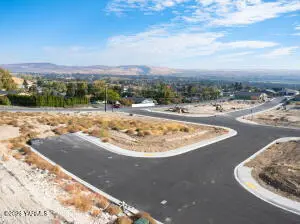 836 Vista Del Sol, Selah, WA 98942 - #3