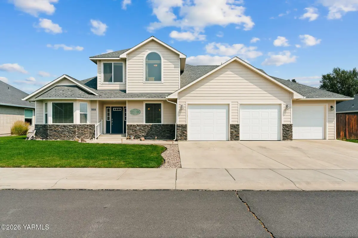 8601 Grove, Yakima, WA 98908 - #1