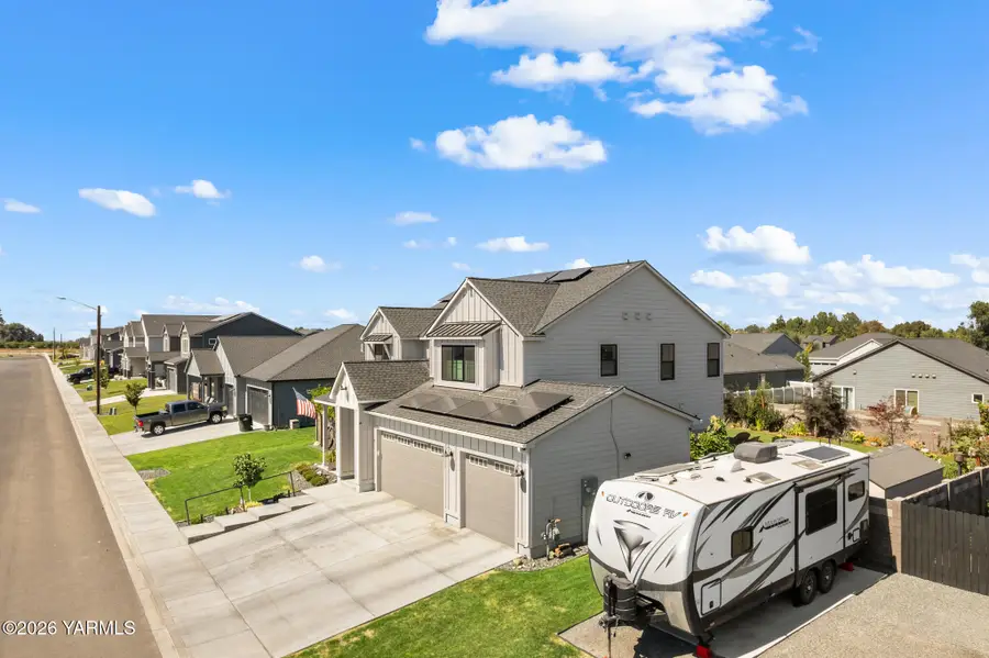 313 Ruby, Grandview, WA 98930 - #3