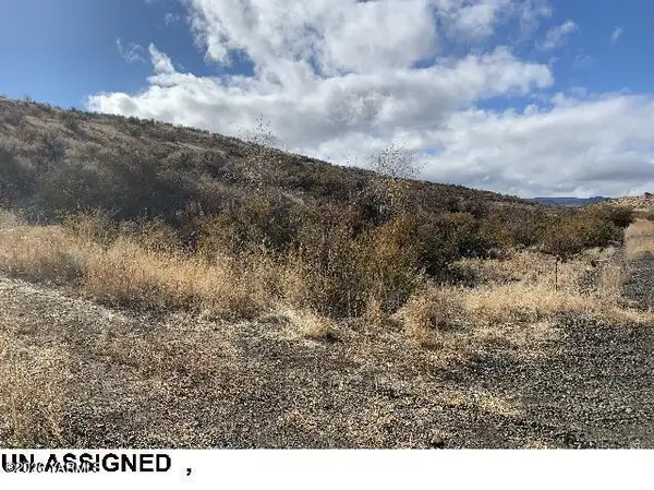 Unassigned Cottonwood Canyon, Yakima, WA 98908
