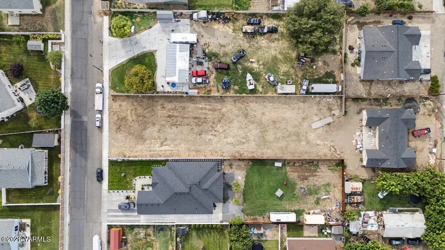 1420 South, Sunnyside, WA 98944 - #2