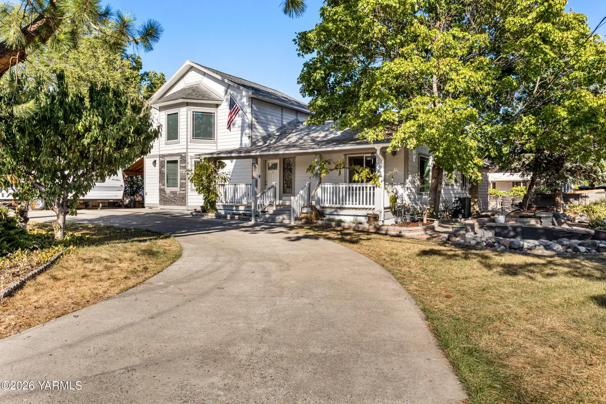 221 N Canyon, Yakima, WA 98901 - #1