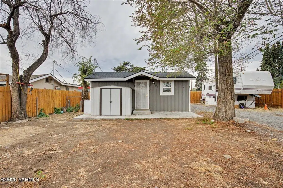 502 S 12th, Yakima, WA 98901 - #2