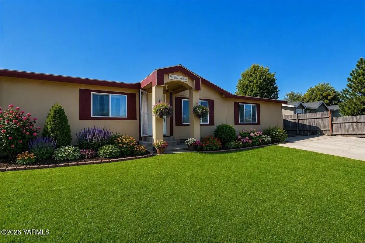 6104 Crestfields, Yakima, WA 98903 - #1