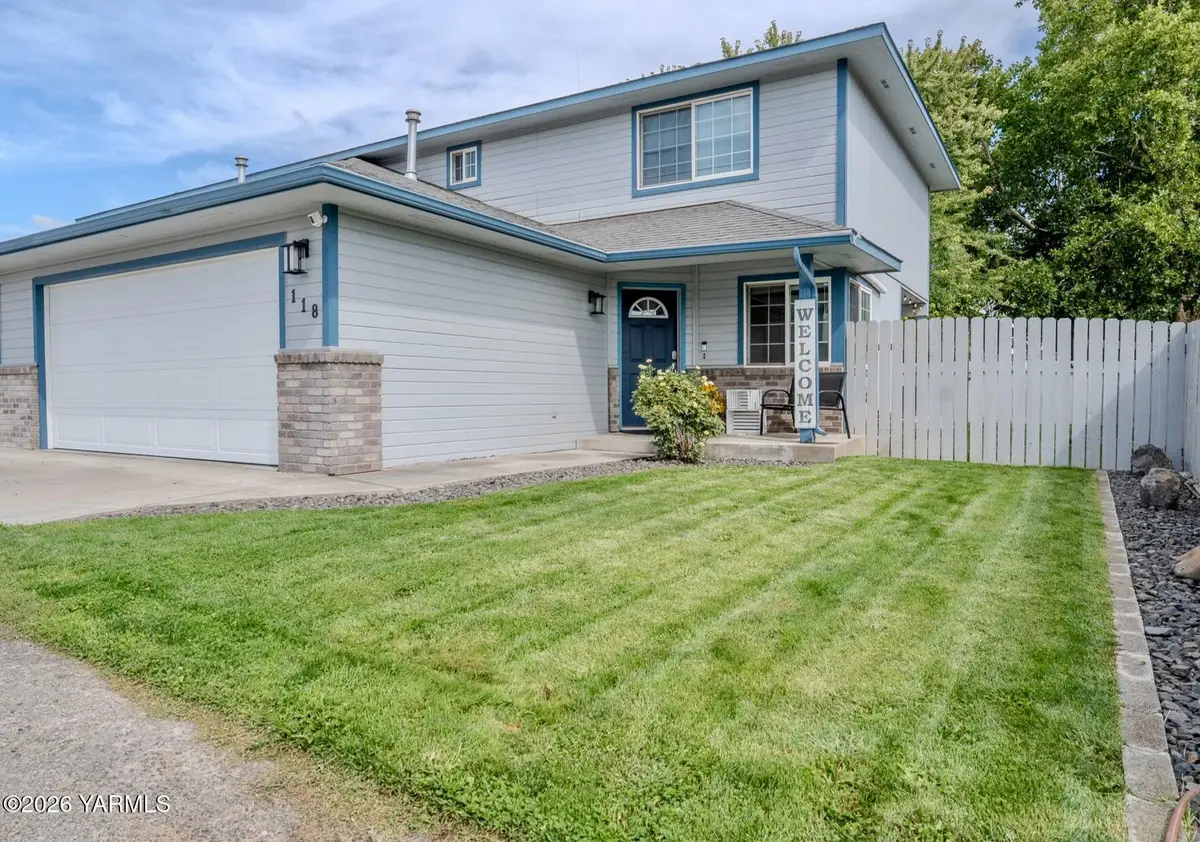 118 W Goodlander, Selah, WA 98942 - #1