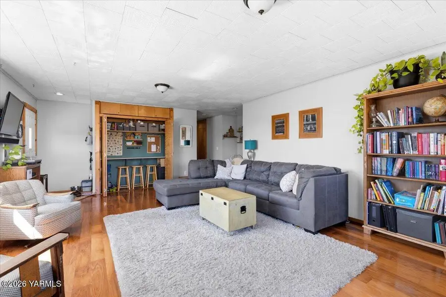 4301 Cheyne, Zillah, WA 98953 - #3