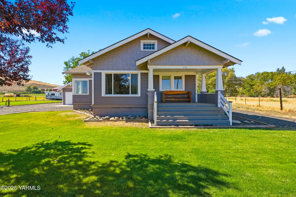 253 Sprague, Yakima, WA 98908 - #1