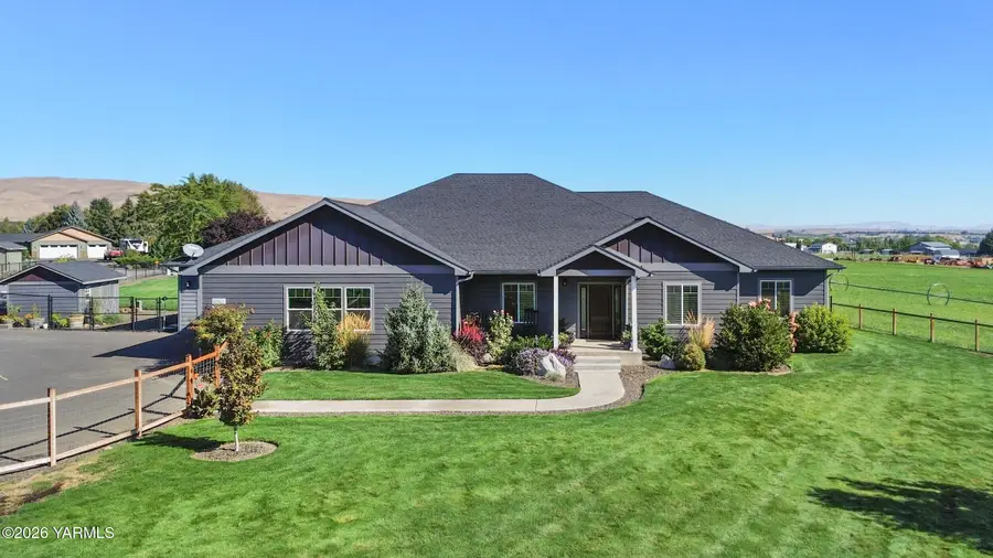 15093 Fisk, Yakima, WA 98908 - #2
