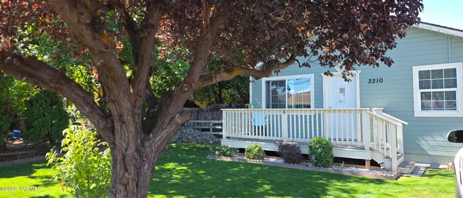 2210 S 3rd, Yakima, WA 98902 - #3